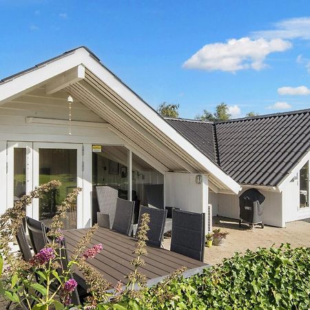 8 Person Holiday Home In Hejls Exterior photo